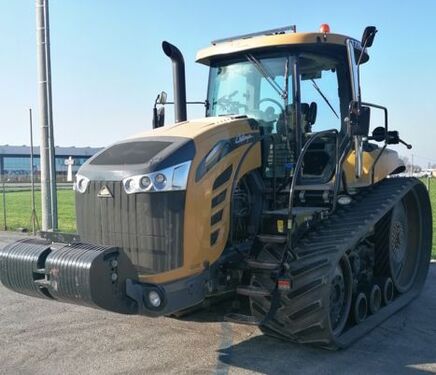 Challenger MT775E