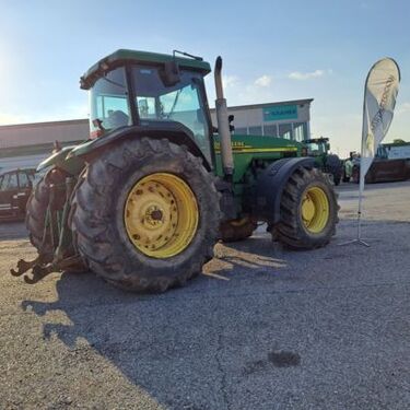 John Deere 8410 2