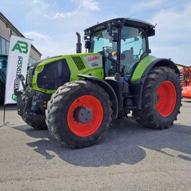 Claas AXION 830