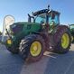 John Deere 6215R 