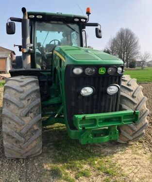 John Deere 8320R 2