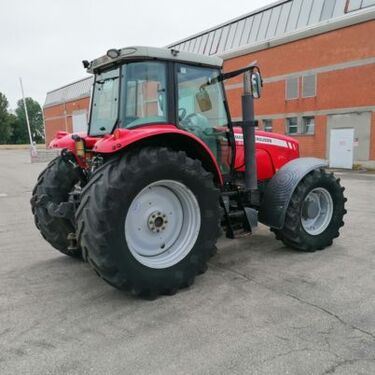 Massey Ferguson 6480 DYNA-6 3