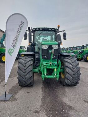 John Deere 6230R 2