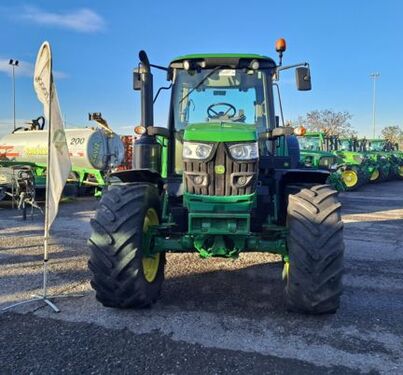 John Deere 6120M 2
