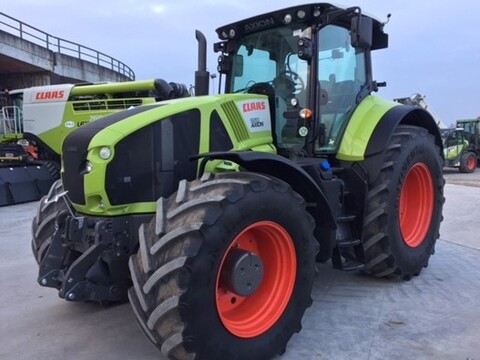 <strong>Claas Axion 920</strong><br />