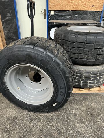 Leao 355/60R18 MPT30