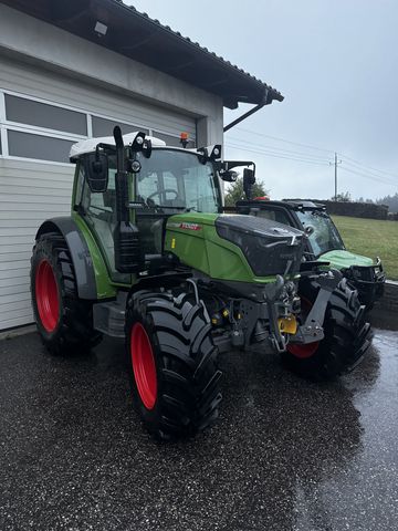 Fendt 211 Vario (FendtONE)