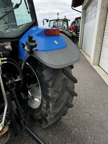 New Holland T5070