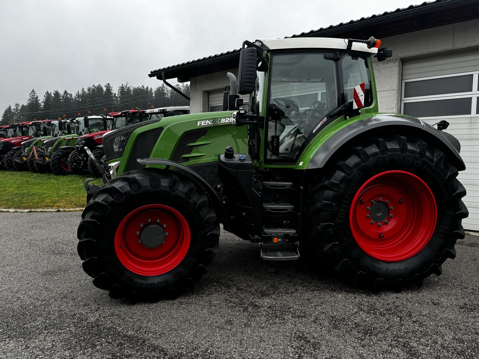Fendt 828 Vario Profi+ 2