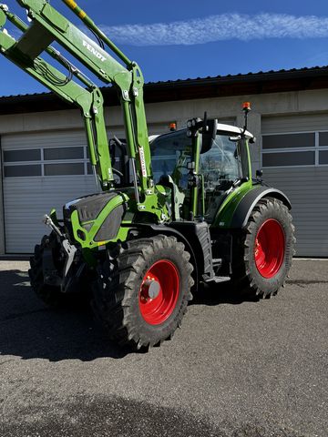 <strong>Fendt 516 Vario Powe</strong><br />