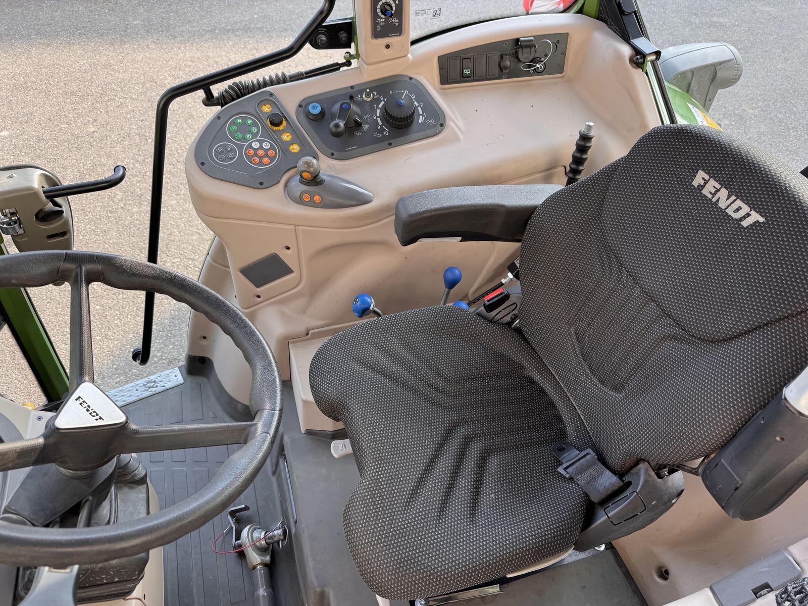 Fendt 211 Vario (Gen2) 3