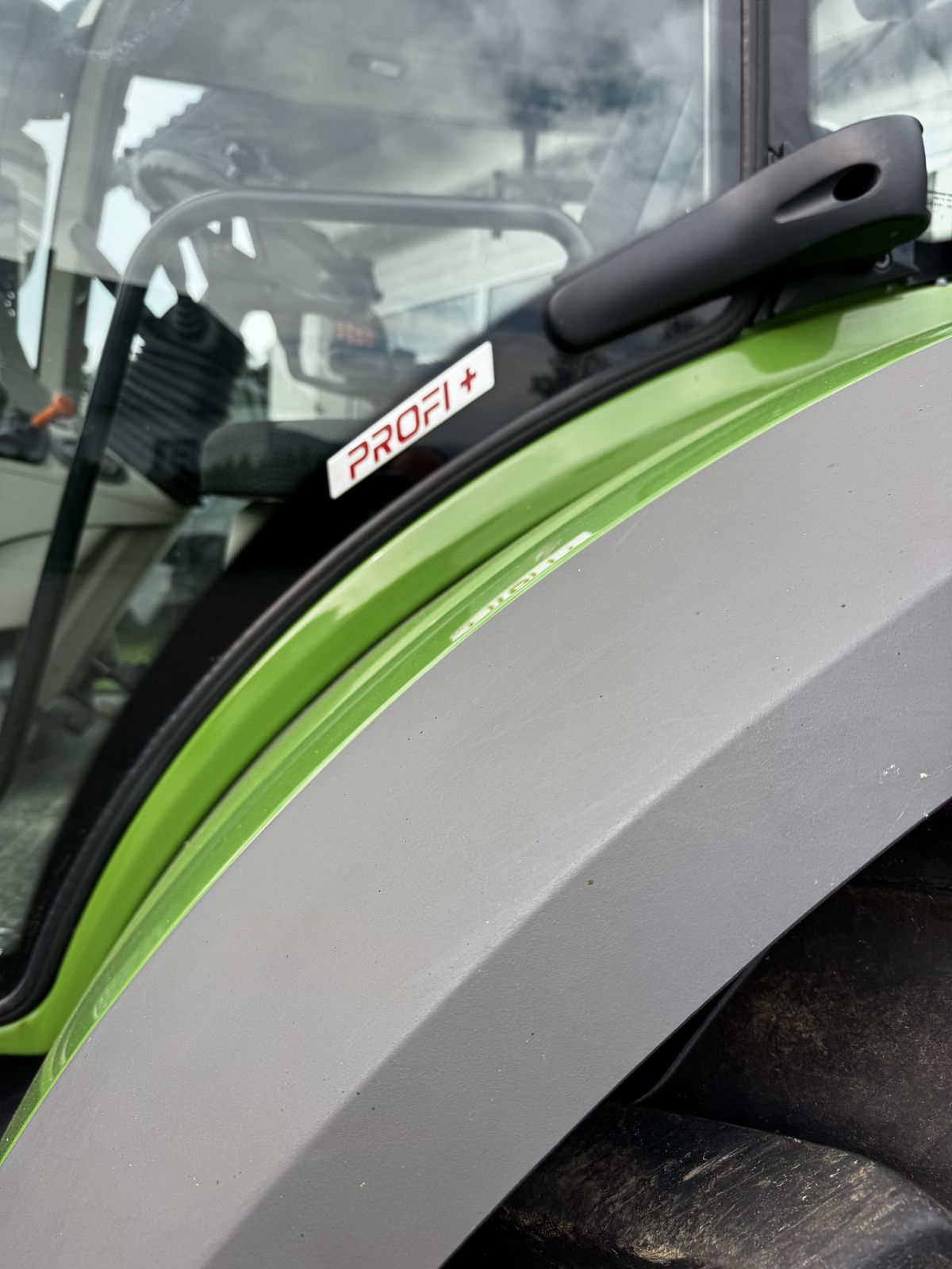 Fendt 724 Vario Profi+ 3