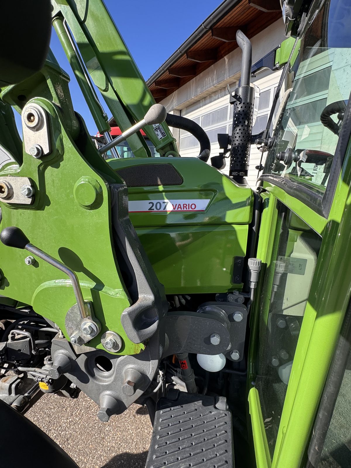 Fendt 211 Vario (Gen2) 3