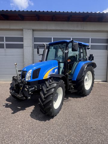 New Holland T5050