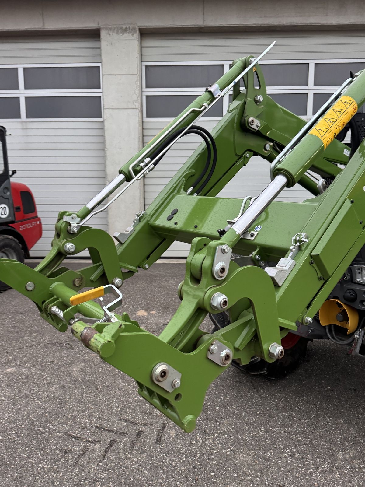 Fendt 211 Vario (Gen2) 2