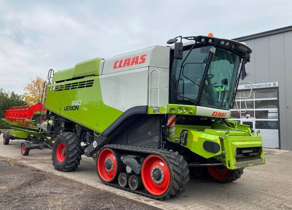 Claas Lexion 660 TT mit Vario 930 1