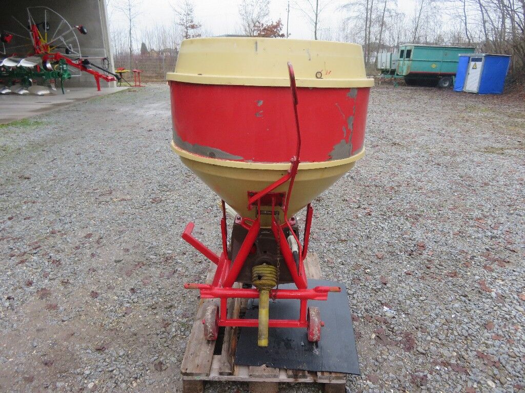 Vicon Pendeldüngerstreuer 3