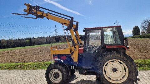 Case IH 585