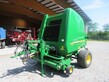 John Deere 854