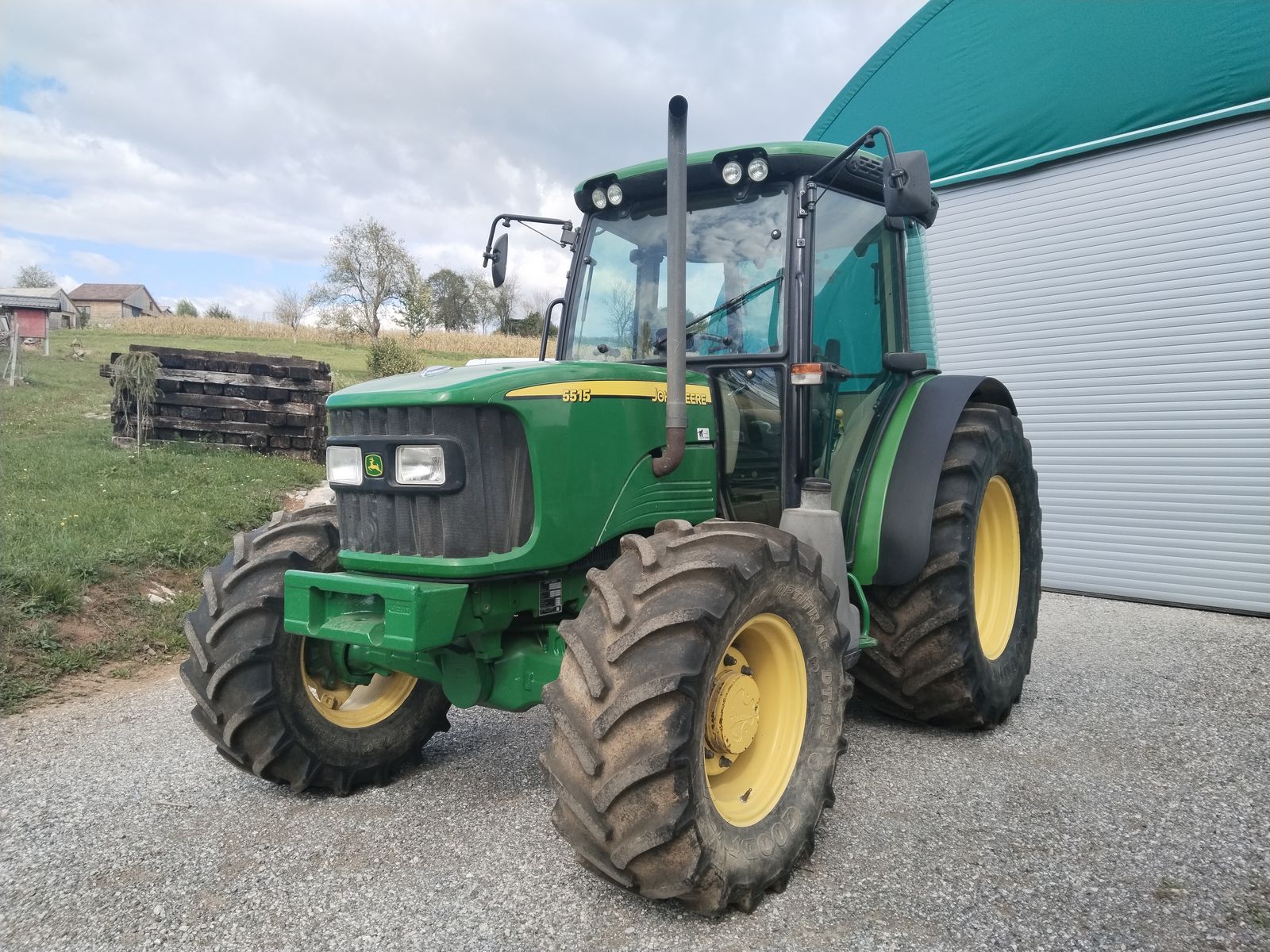 John Deere 5515 Standard 1