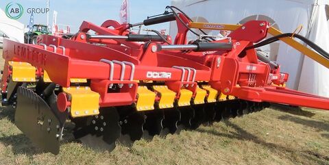 brona talerzowa hydrauliczna z wózkiem transport 3