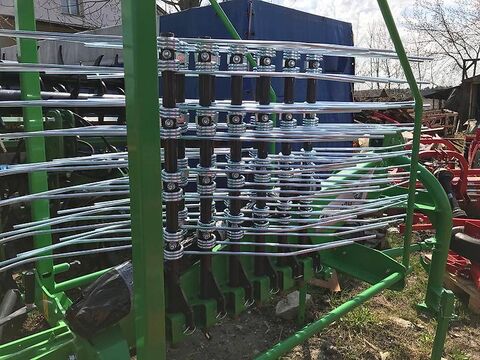 Intertech zgrabiarka karuzelowa ZKT-420, 4,2m 3