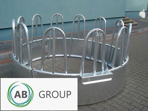 Sonstige round feeder for cattle and horses M11/12