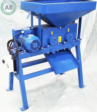 Sonstige zgniatacz ziarna T270-100/3