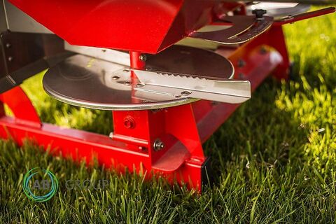 Rozsiewacz do nawozów JUNIOR II ( 600kg, 800kg,  2