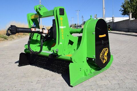 Kruszarka do kamieni Agromeks Leopar 150 2