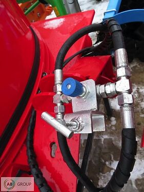 rozścielacz słomy RS-16/B 2