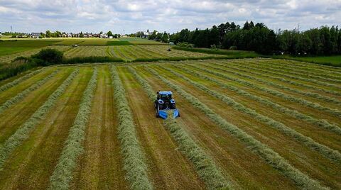 Przetrząsarko-zgrabiarka HERON 225 3