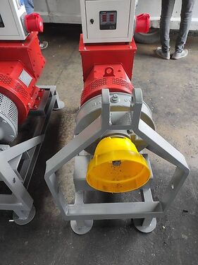 Agregat prądotwórczy Elektro-Jen 25 kVa / 20 kW  3