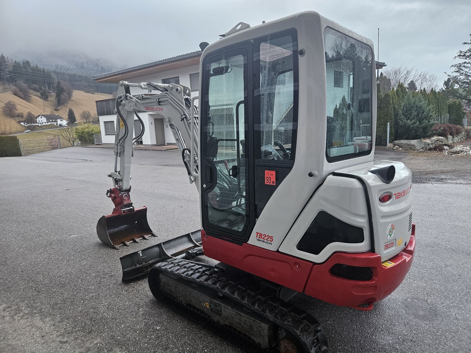 Takeuchi TB 225 3