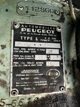 Peugeot 604 T-Diesel AUTOMATIK Staatskarosse geringe Stü