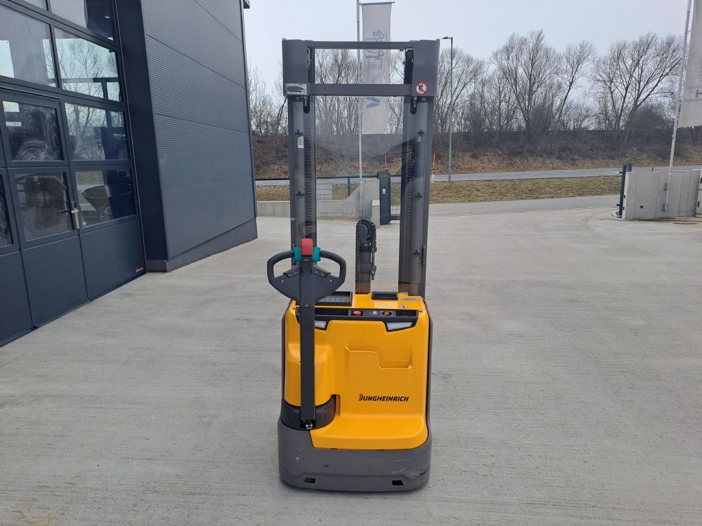 Jungheinrich EJC 214 2