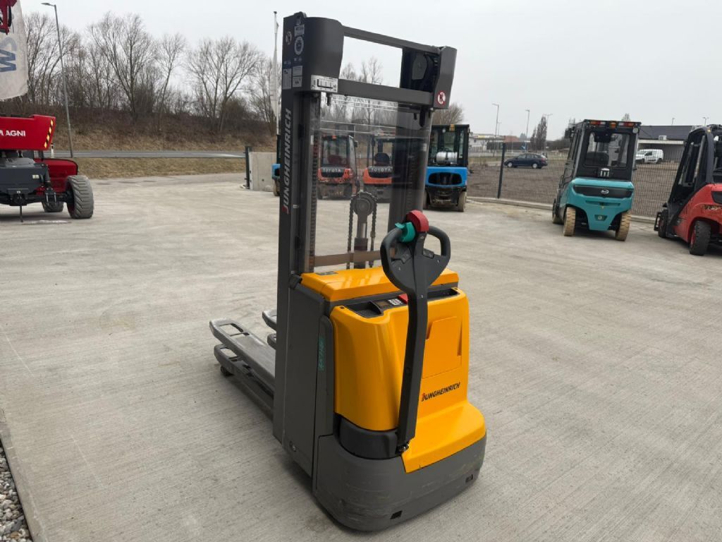 Jungheinrich EJC 112z 2