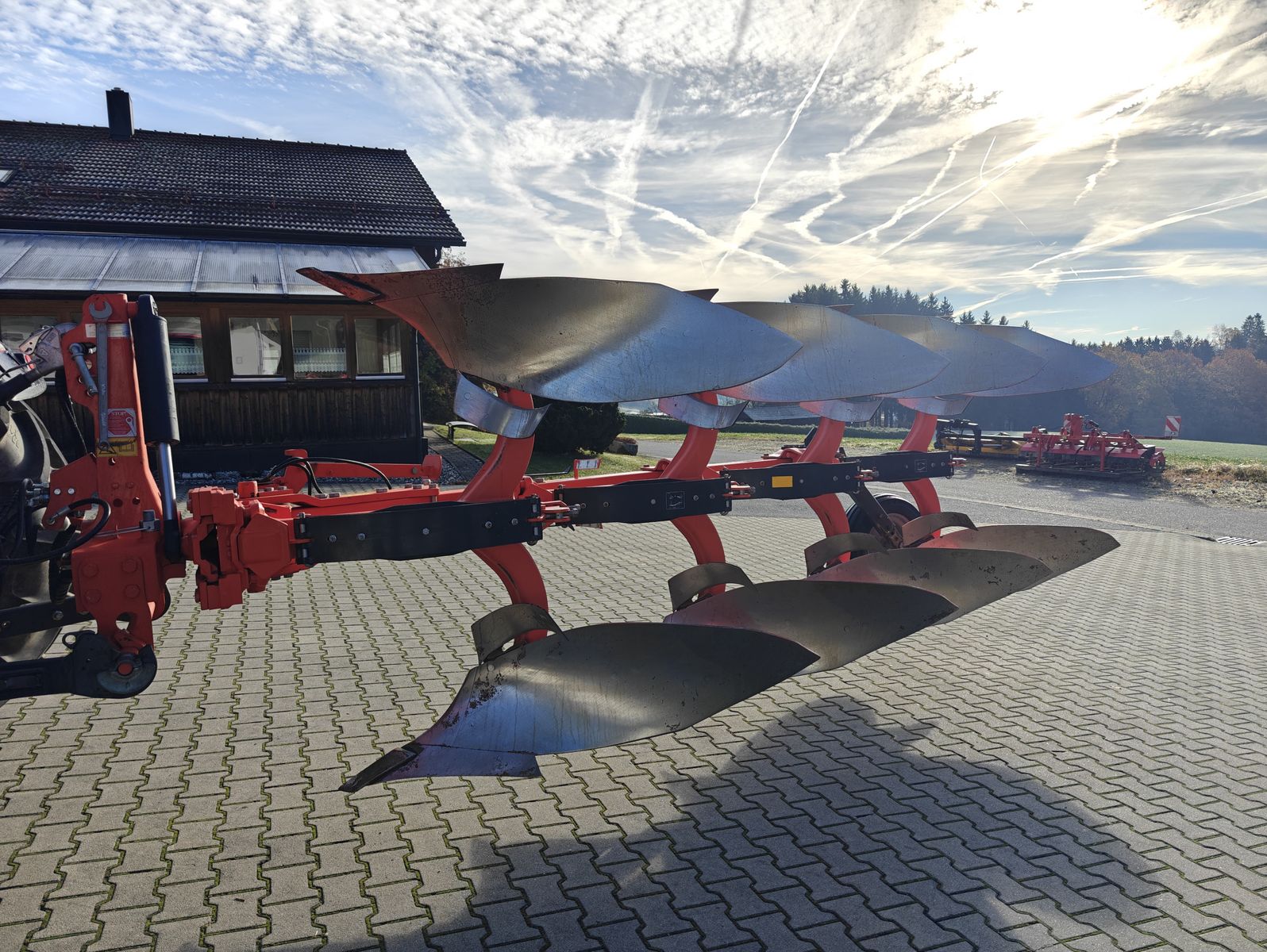 Kubota RM3005V Vario Volldrehpflug Steinsicherung 2