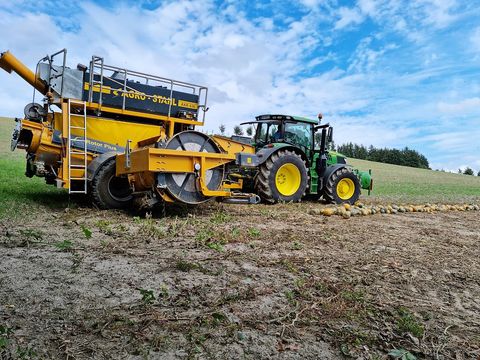 Agro-Stahl Kürbiserntemaschine AXR430
