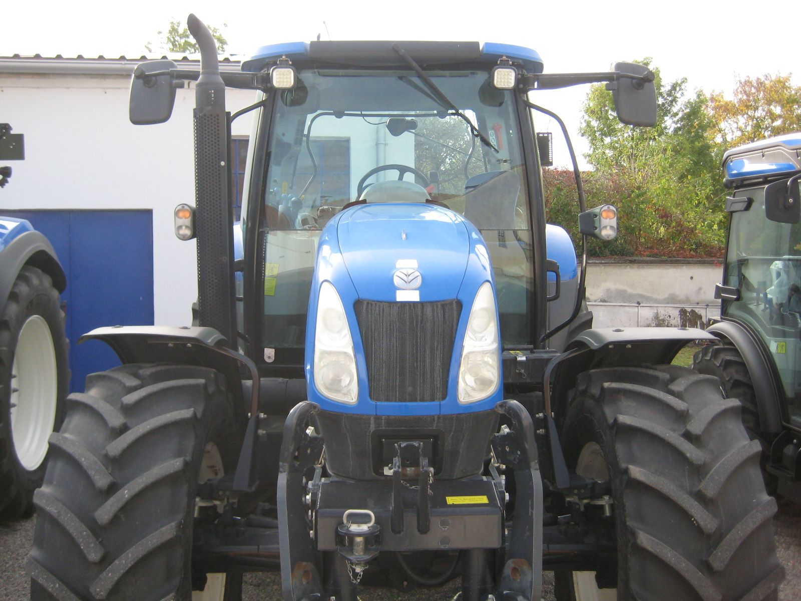 New Holland T6010 Delta 3