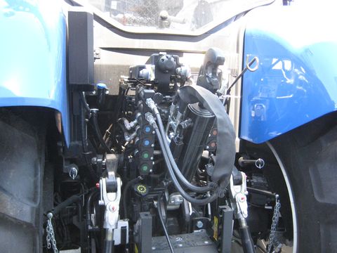 New Holland T6.180 Auto Command SideWinder II (Stage V)