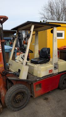 Nissan 2 tonnen Diesel Duplex