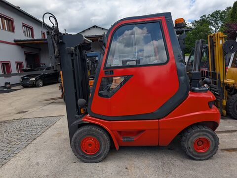 Linde 2 tonnen Diesel Tripelx& Seitenschieber, Zinkenv