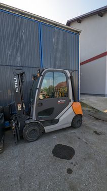 Still 2,5 tonnen Diesel Triplex& Seitenschieber, Zinke
