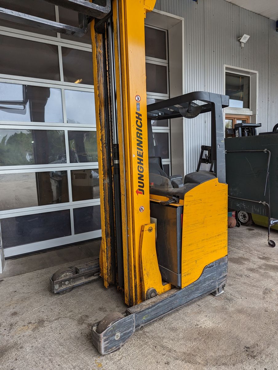 Jungheinrich 1,4 tonnen Elektro Triplex & ETV 214, Kabine 3