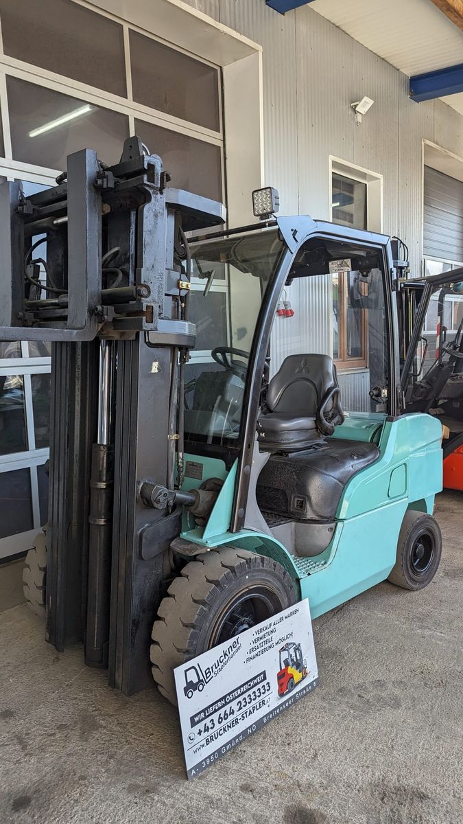 Mitsubishi 3,5 tonnen Diesel Triplex & SS, ZV 2