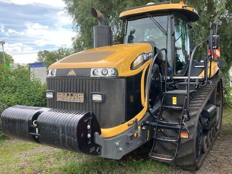 Challenger MT 875 E