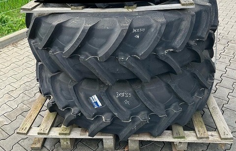 Grasdorf Komplettrad 420/85R38 für MF