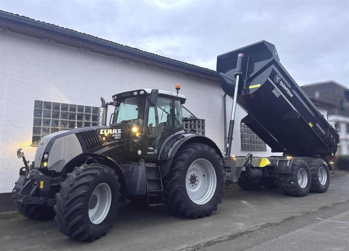 Claas AXION 810 Cmatic + Farmtech GRAVIS 2000 1