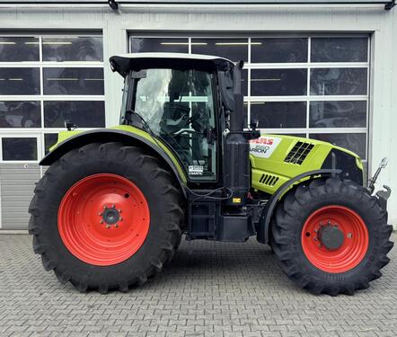 CLAAS ARION 660 CMATIC CEBIS